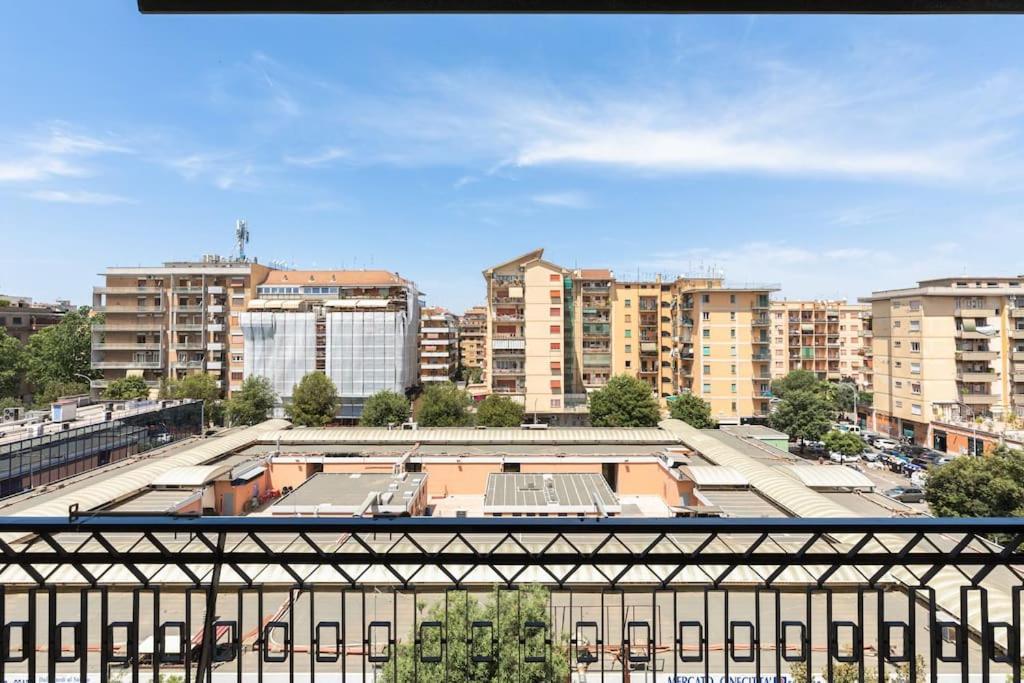 Cinecittà incantevole e moderno 2+2+1 AC WiFi Roma Esterno foto